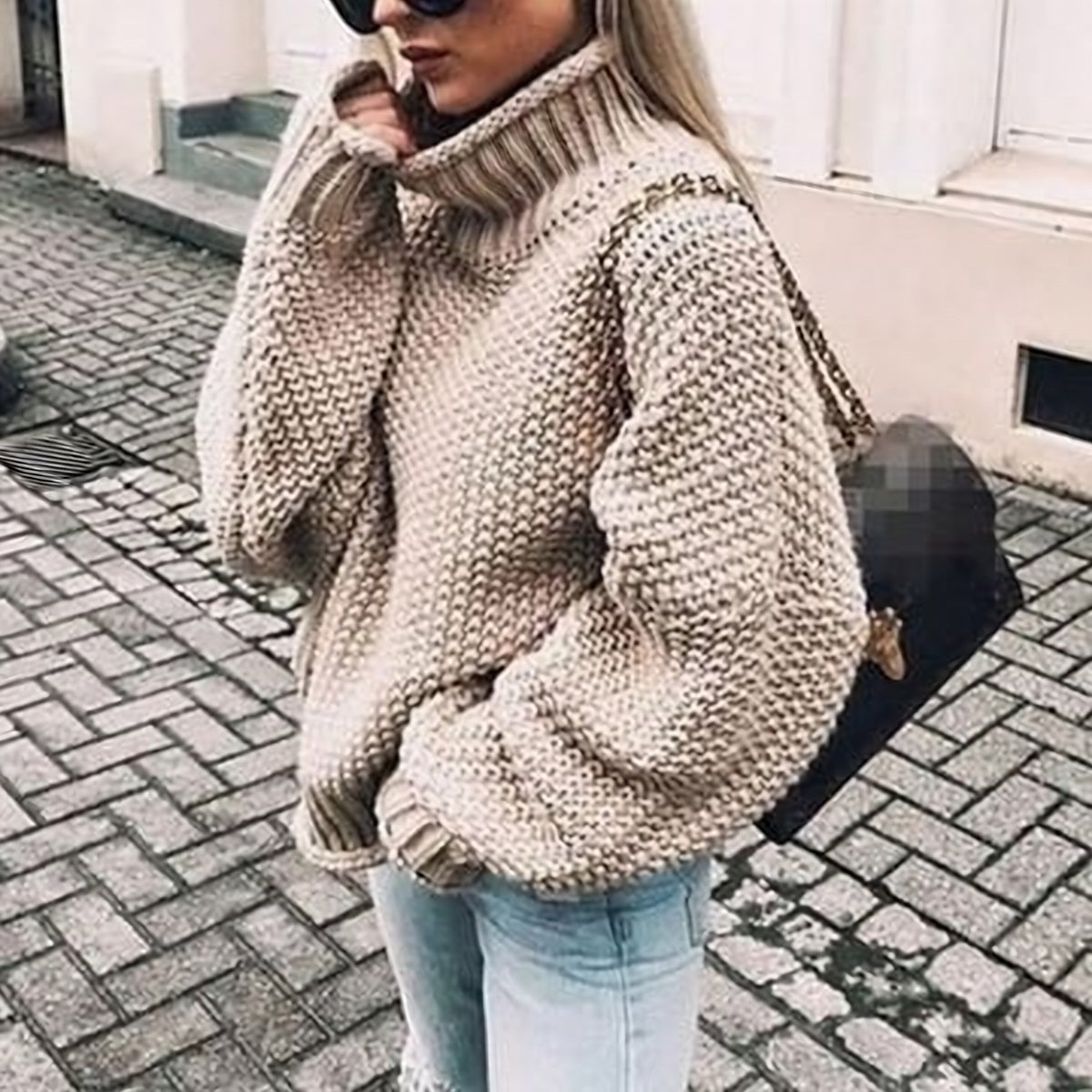 Women's Oversized Chunky-Knit Turtleneck Jumper - Khaki